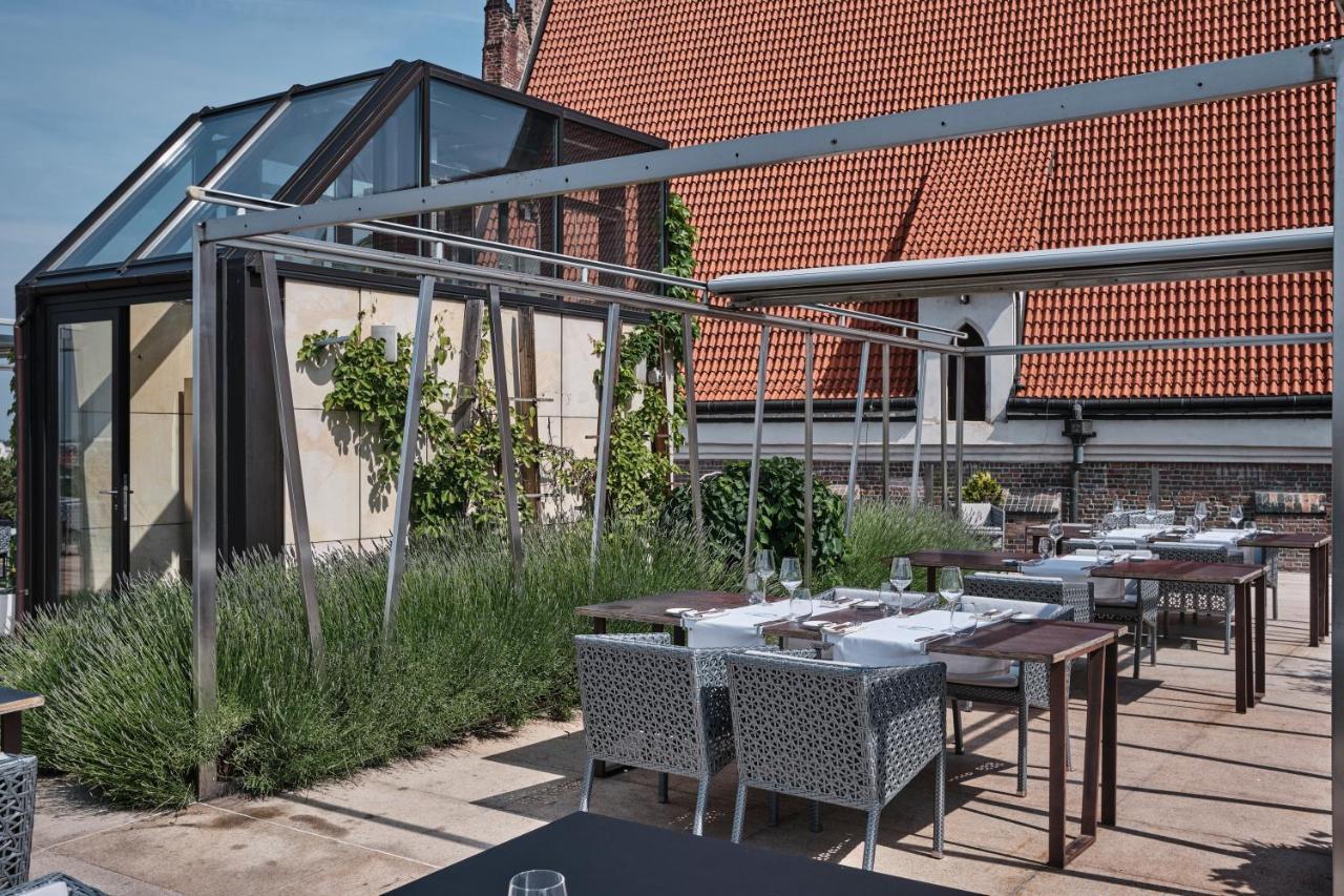 فندق مونوبول فروتسواف المظهر الخارجي الصورة The rooftop terrace