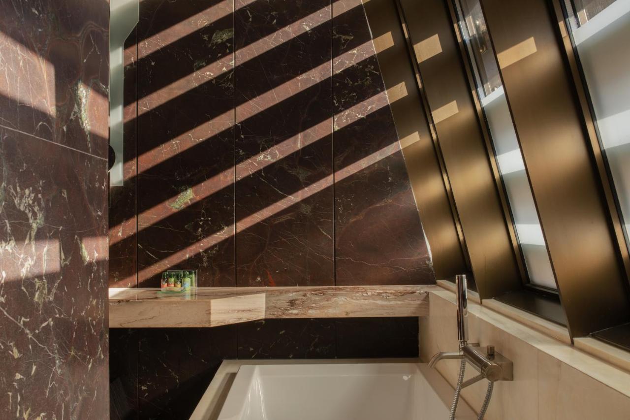 فندق مونوبول فروتسواف المظهر الخارجي الصورة Bathroom
